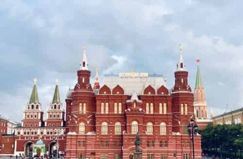莫斯科红场：跨越几个世纪的建筑，见证了俄罗斯革命历史