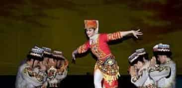 塔吉克族舞蹈，塔吉克族鹰舞有何民族风情