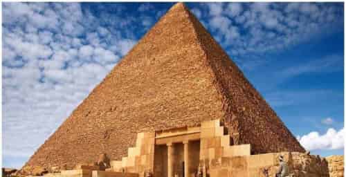 古埃及金字塔建筑的技术与宗教意义