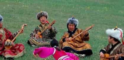 蒙古族素有“音乐民族”，蒙古族的音乐文化