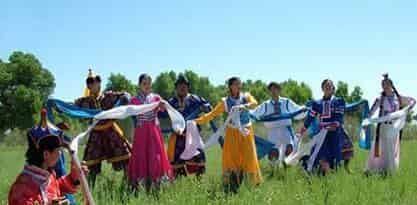 蒙古族语言文化，蒙古族的语言有什么特点