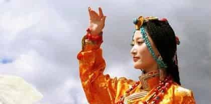 藏族文化，藏族的史前文化有什么特点