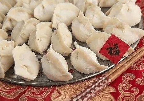 探索中国的饺子文化，春节吃饺子有哪些讲究