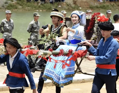 查白歌节是哪个民族的传统节日，来源是什么