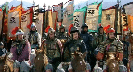 在真实历史上，刘备在关东联军讨伐董卓时做了什么